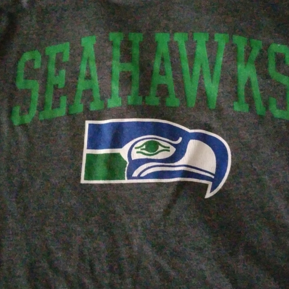 Seattle Seahawks Size 8M  T-shirt,  Brand New